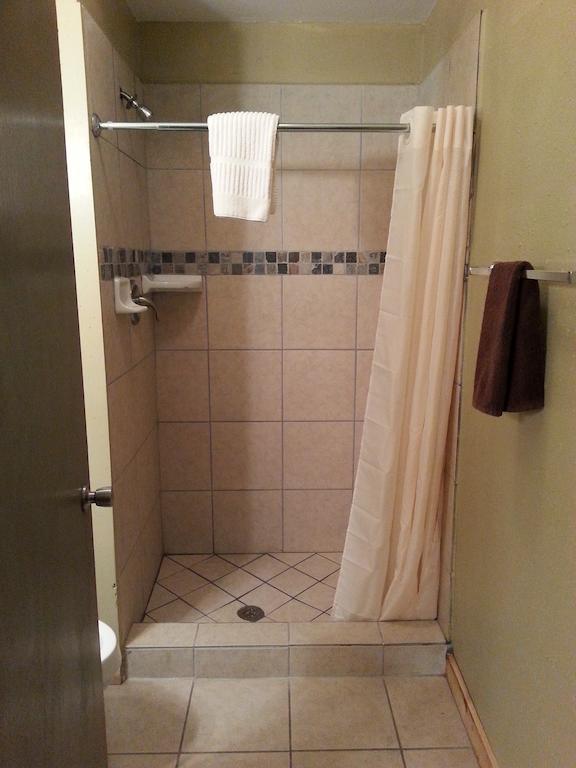 Knights Inn Pearsall Kamer foto