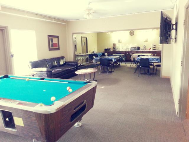 Knights Inn Pearsall Buitenkant foto